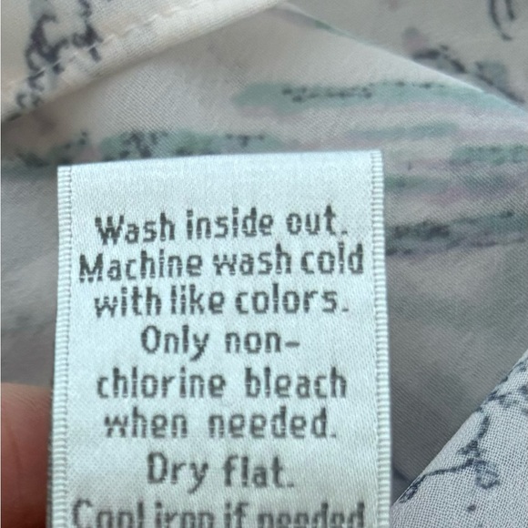 Sheer Floral Blouse - Picture 4 of 4